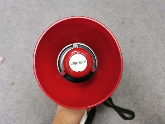 Δύναμη εξόδου 15W PORTABLE επαναφορτιζόμενο USB/TF Υποστηρίζεται 619 Μεγαφώνων για την ομαδική ανάπτυξη